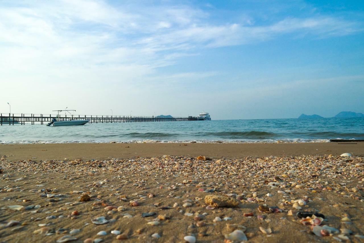 Baan I Talay Chumphon บ้านไอทะเลชุมพร Exterior foto